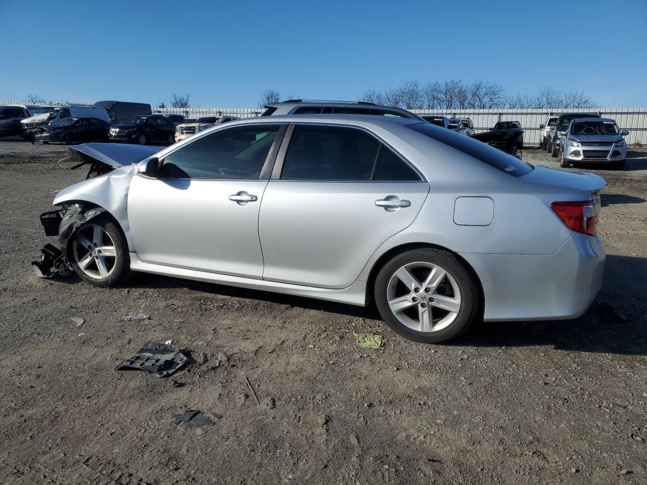 2014 TOYOTA CAMRY L - Image 2