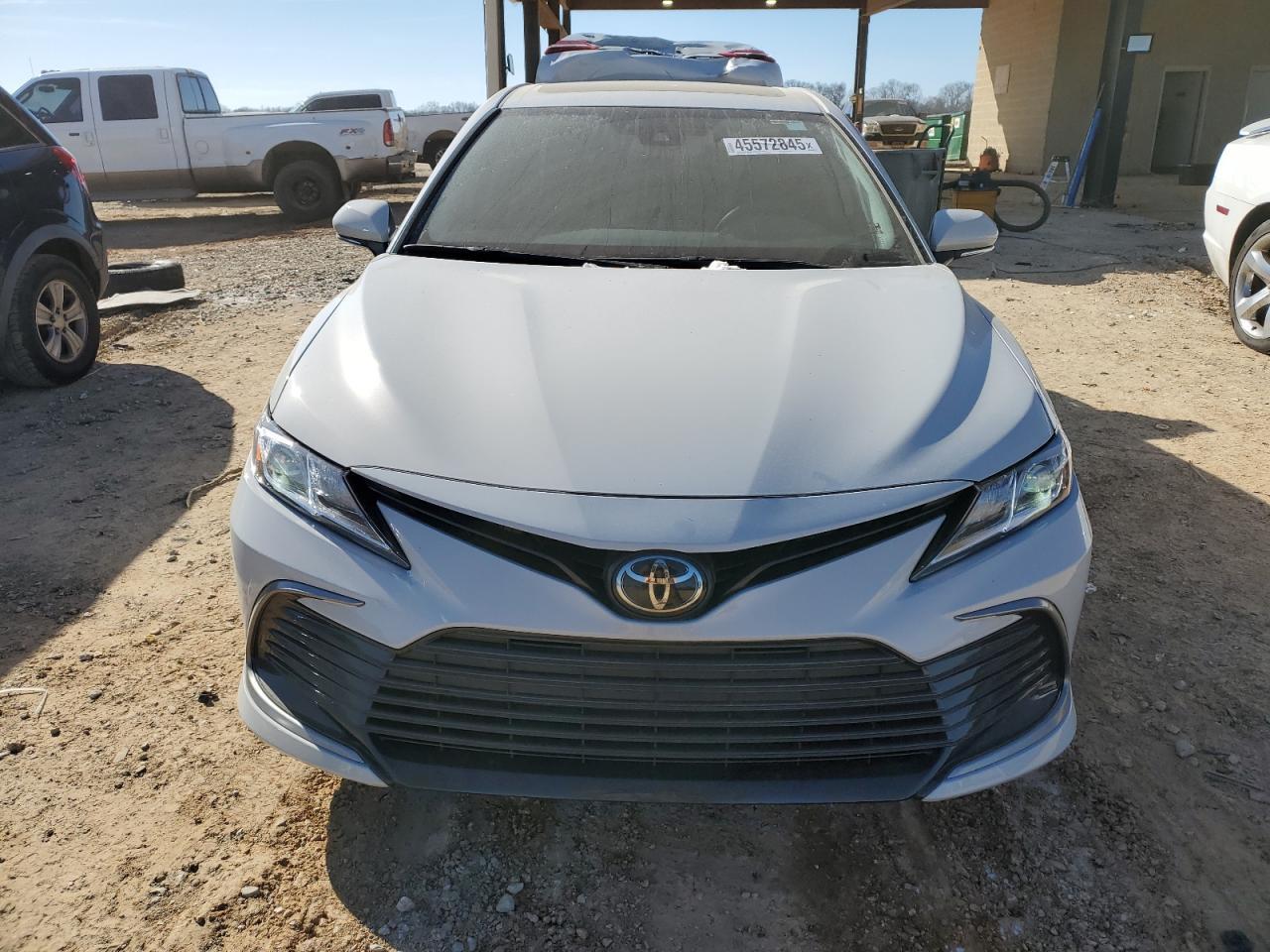 2024 TOYOTA CAMRY LE - Фото 5
