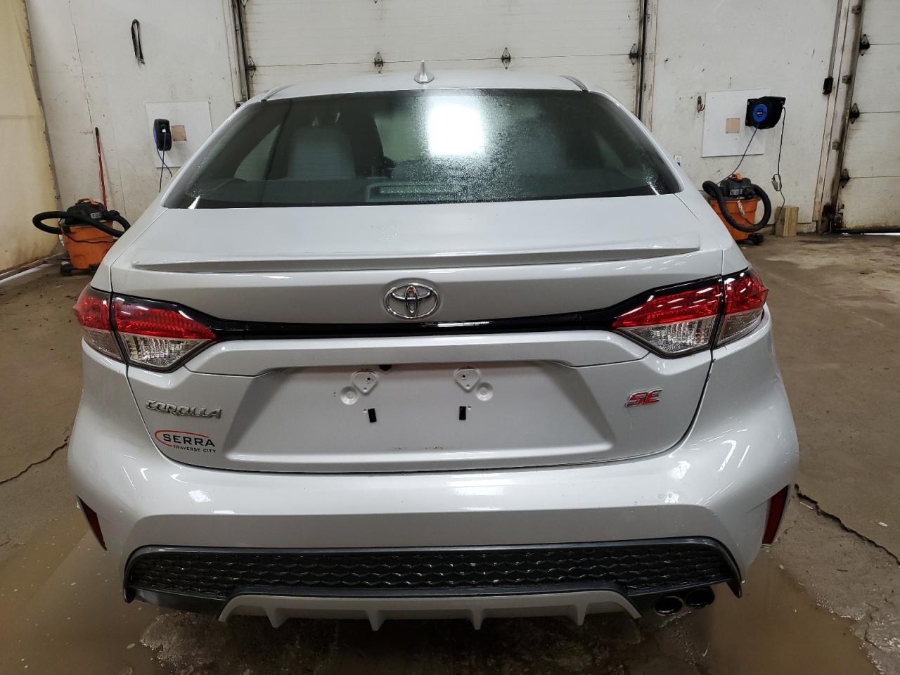 2022 TOYOTA COROLLA SE - Фото 6