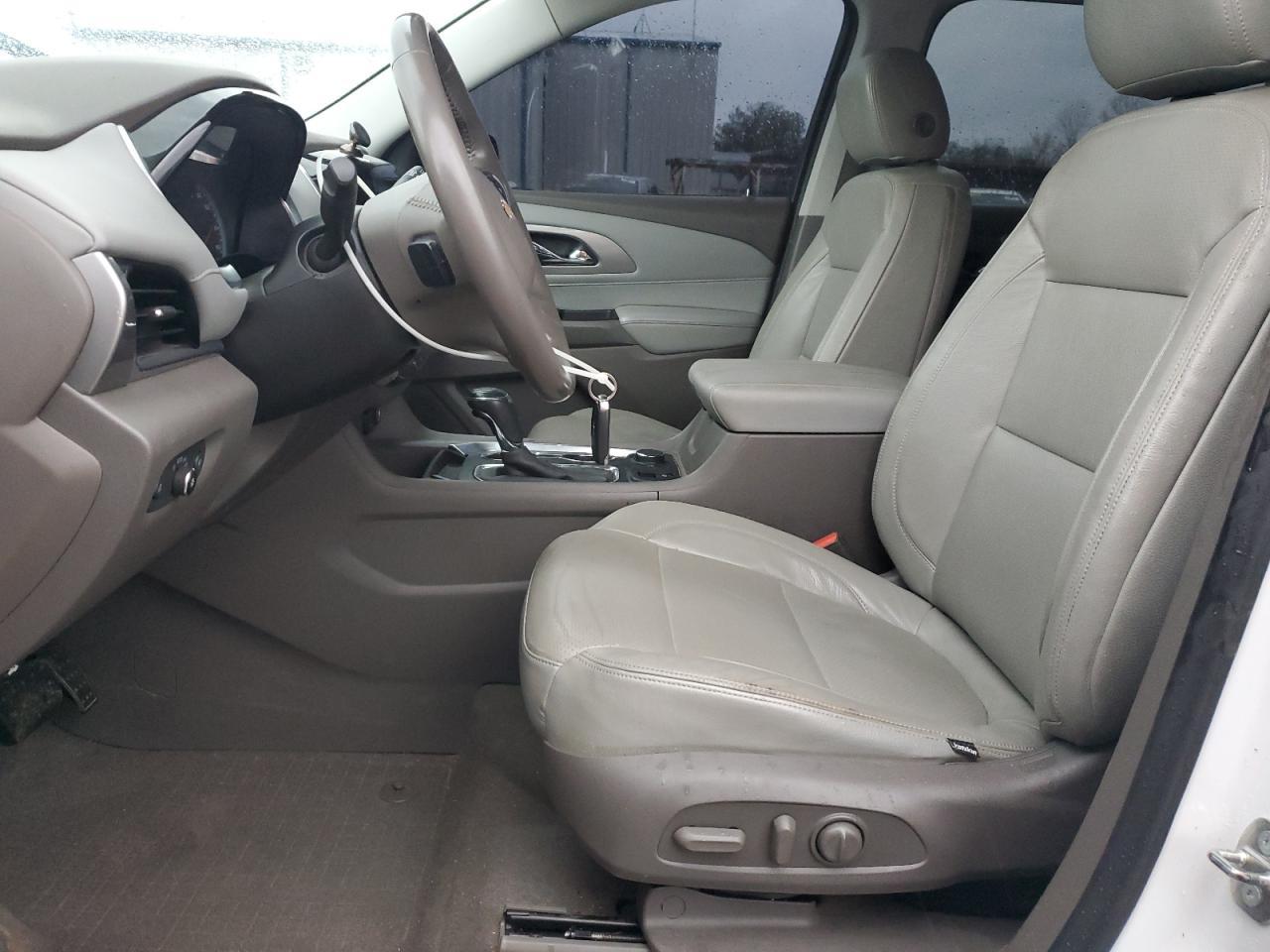 2018 CHEVROLET TRAVERSE L - Фото 7