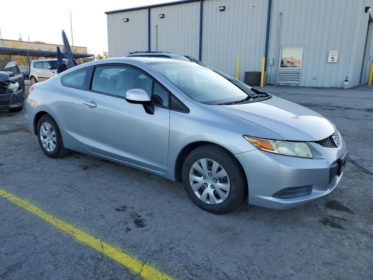 2012 HONDA CIVIC LX - Фото 4