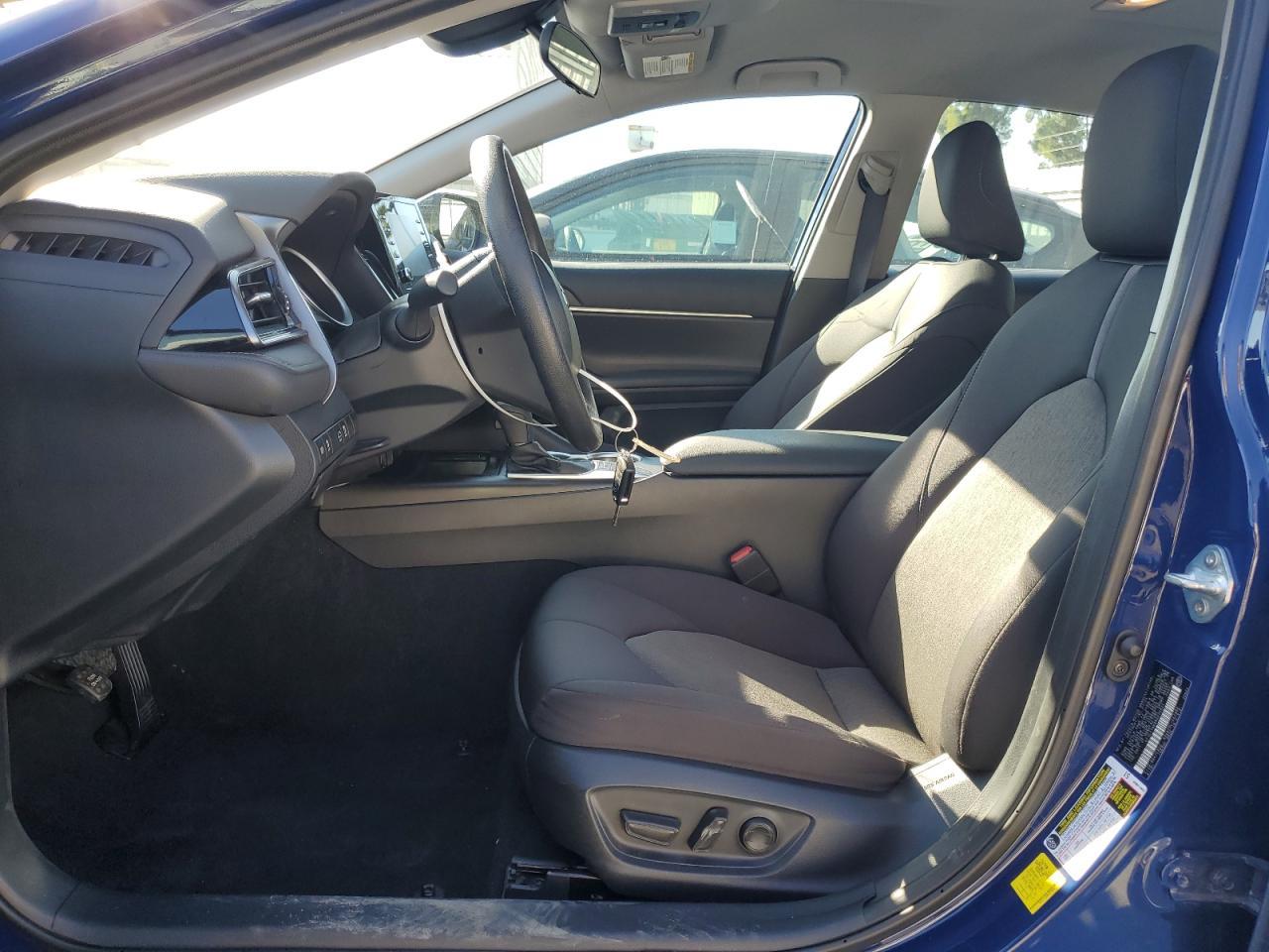 2024 TOYOTA CAMRY LE - Фото 7