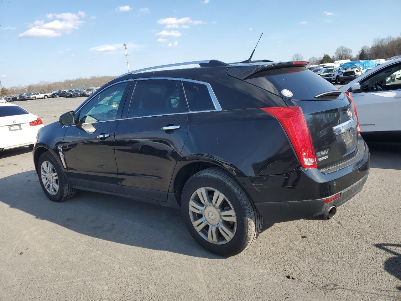 2011 CADILLAC SRX LUXURY - Image 2