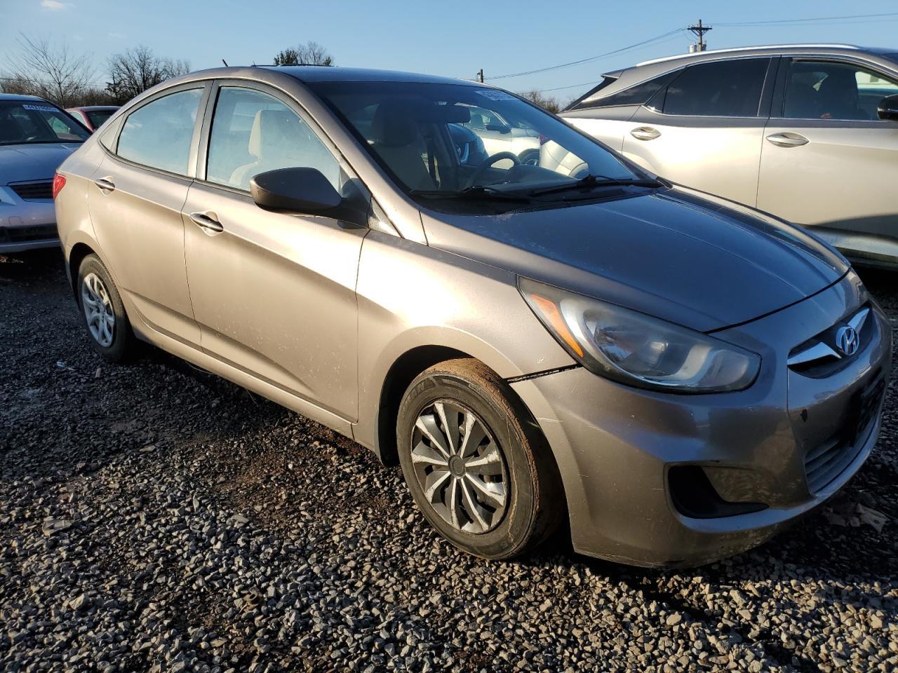 2012 HYUNDAI ACCENT GLS - Фото 4