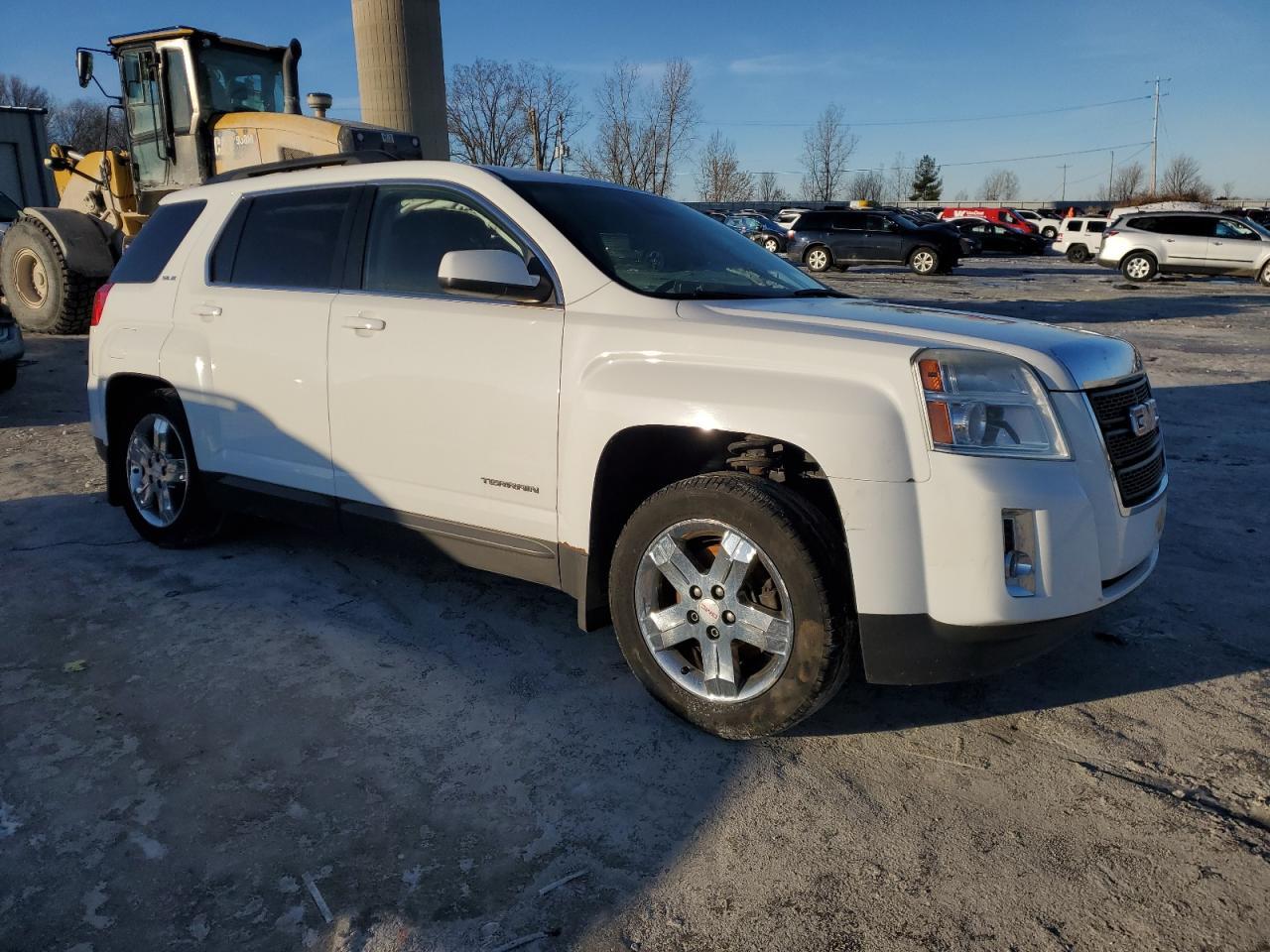 2013 GMC TERRAIN SL - Image 4