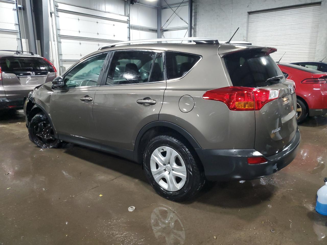 2015 TOYOTA RAV4 LE - Image 2
