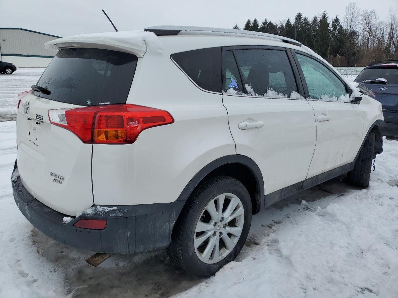 2014 TOYOTA RAV4 LIMIT - Фото 3