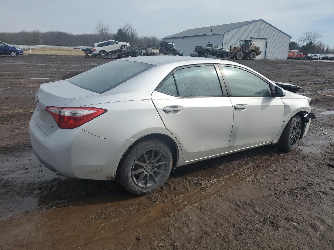2015 TOYOTA COROLLA L - Фото 3