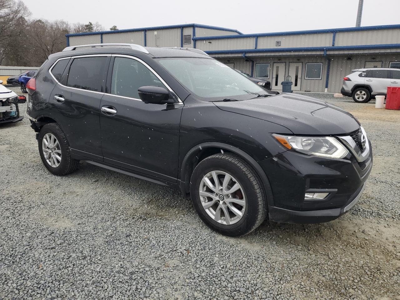 2017 NISSAN ROGUE S - Фото 4
