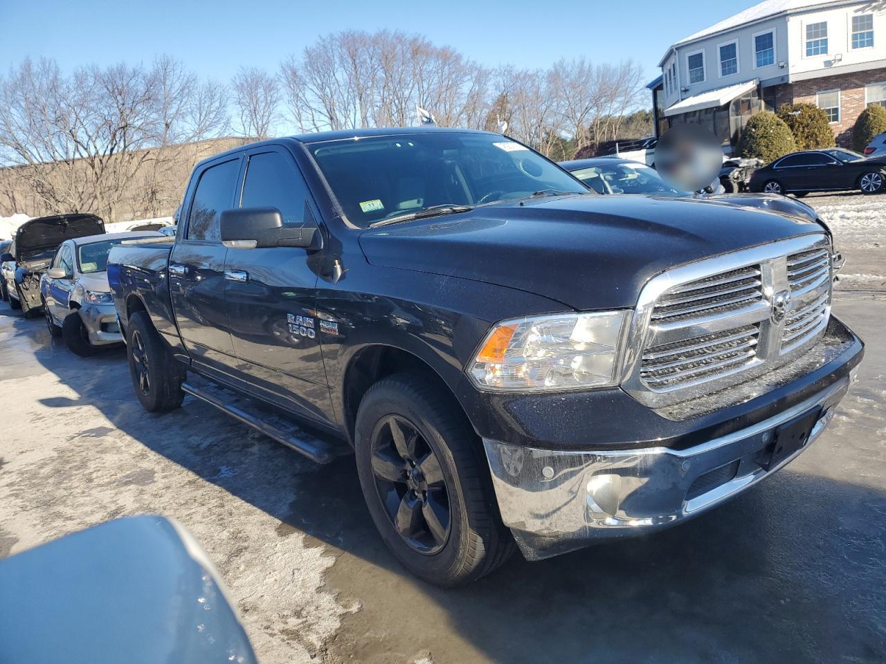 2017 RAM 1500 SLT - Фото 4