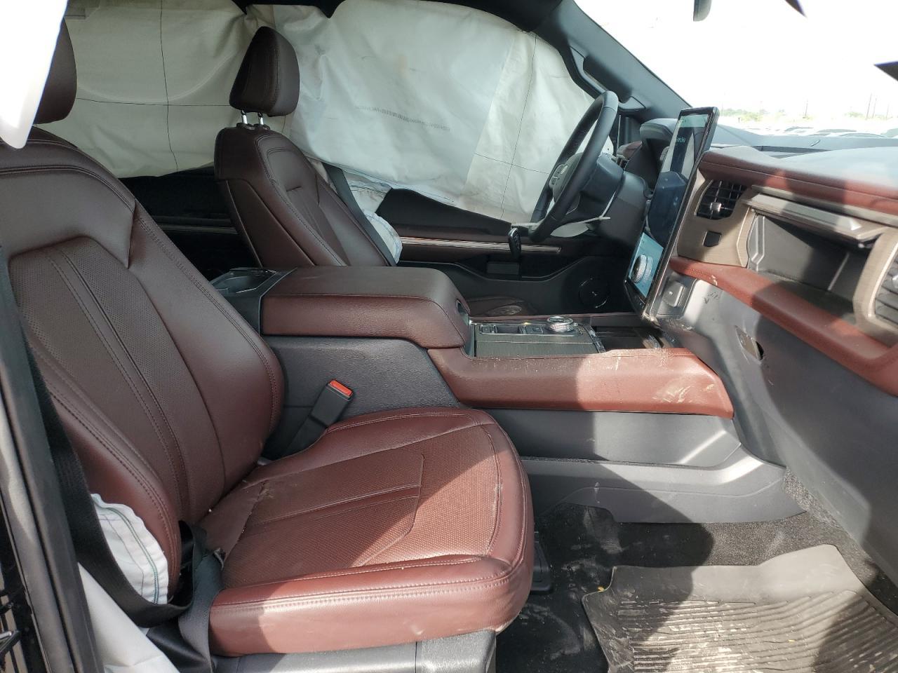 2024 FORD EXPEDITION - Фото 7
