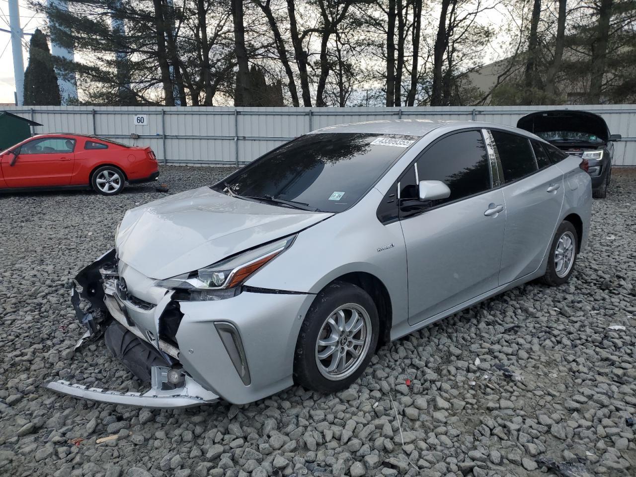 2019 TOYOTA PRIUS