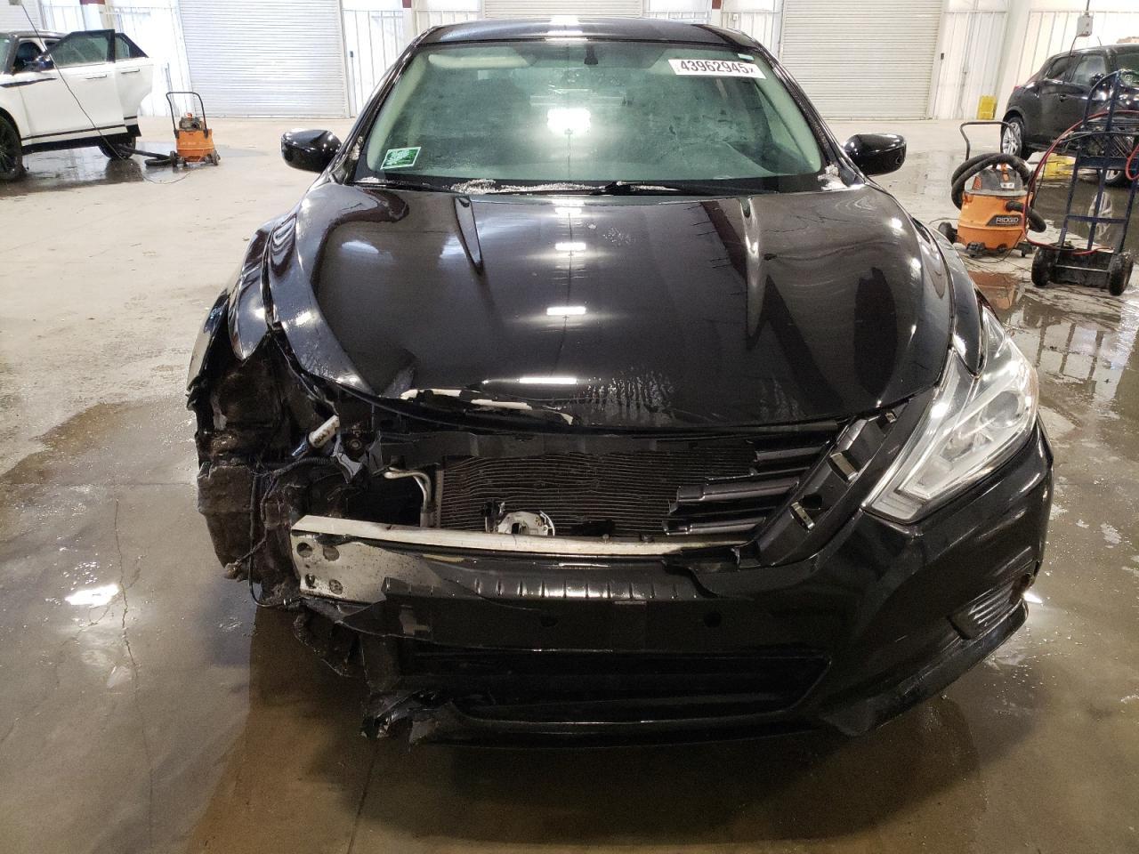 2016 NISSAN ALTIMA 2.5 - Фото 5