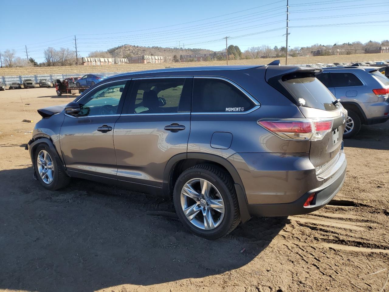 2015 TOYOTA HIGHLANDER - Фото 2