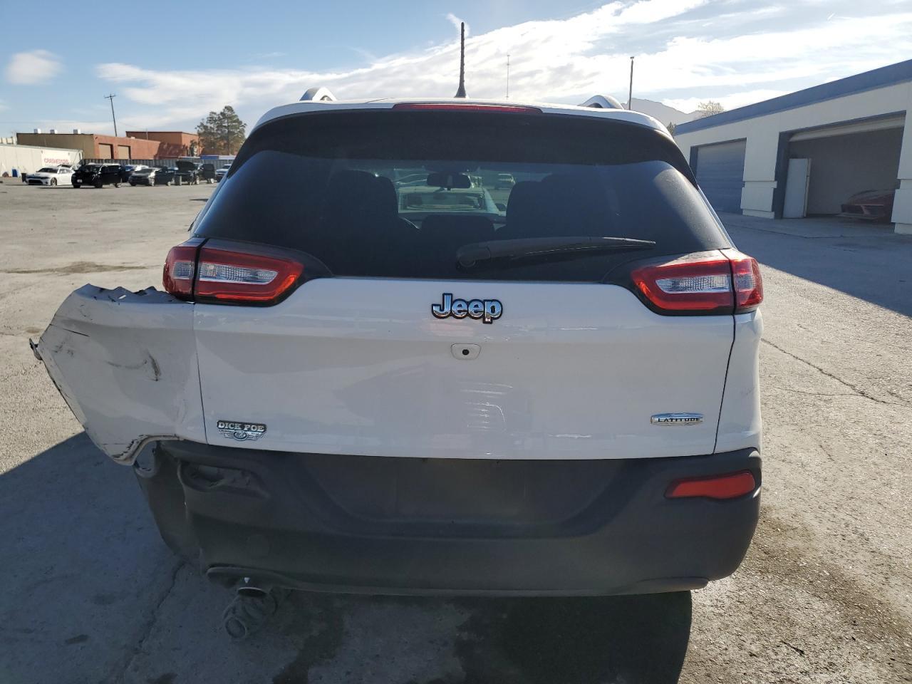 2017 JEEP CHEROKEE L - Image 6