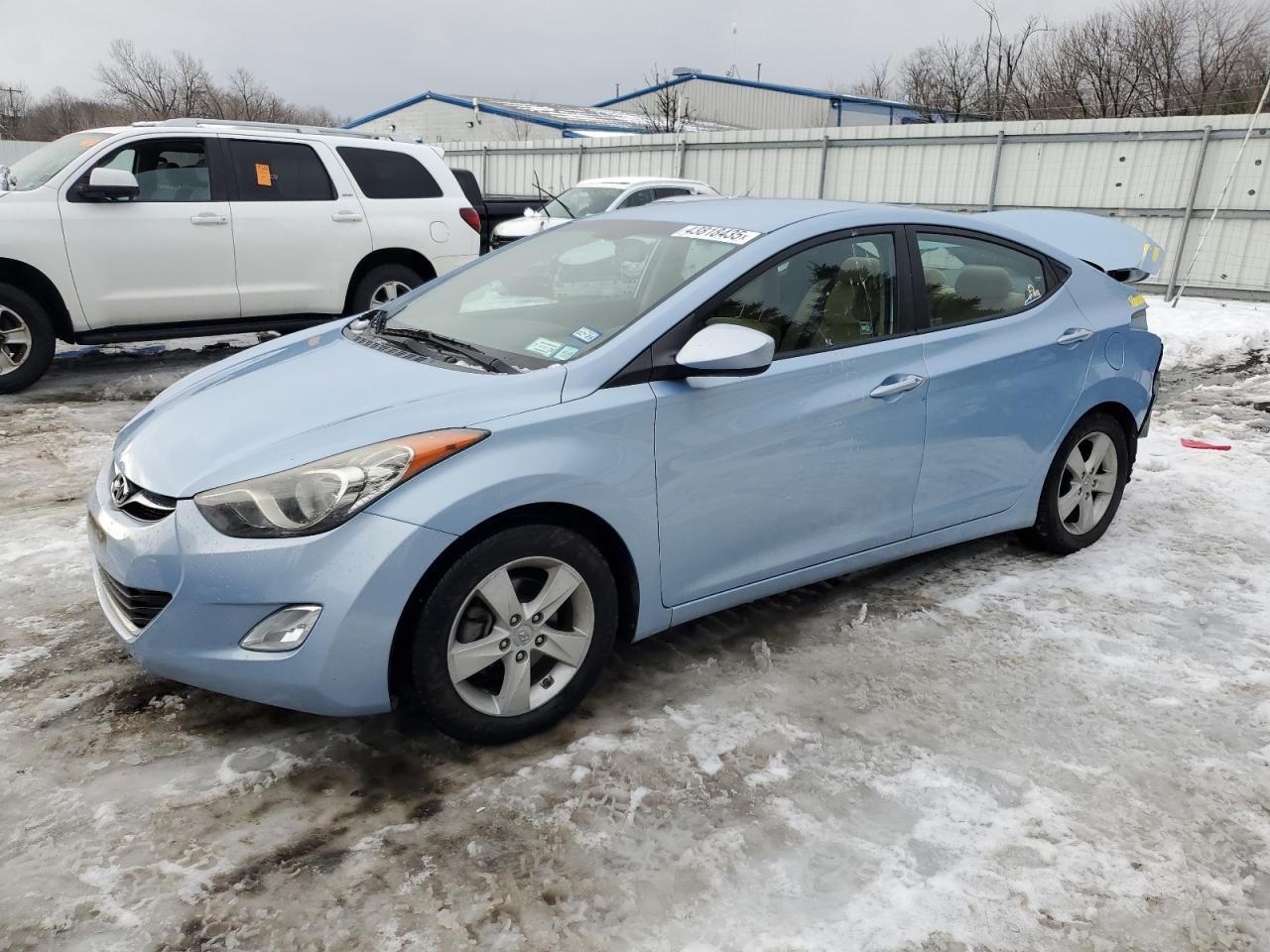 2013 HYUNDAI ELANTRA GL