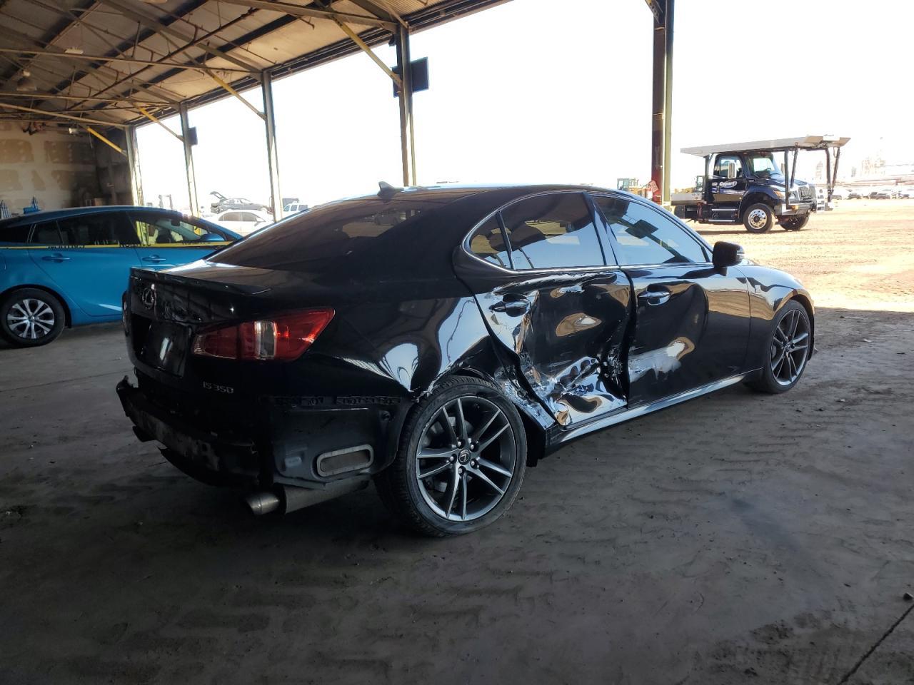 2011 LEXUS IS 350 - Image 3