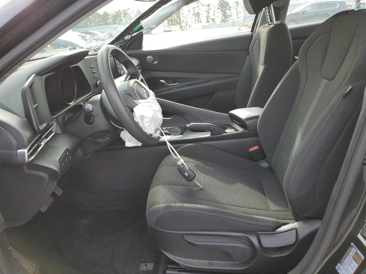 2022 HYUNDAI ELANTRA SE - Фото 7