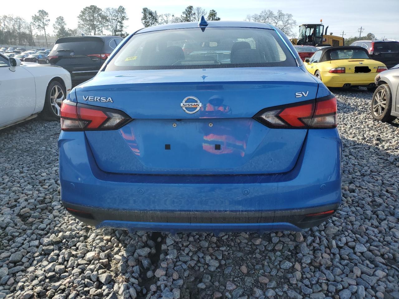 2021 NISSAN VERSA SV - Фото 6