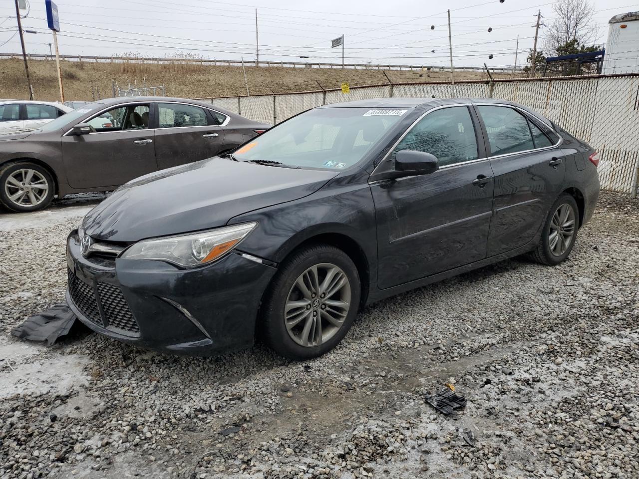 2016 TOYOTA CAMRY LE