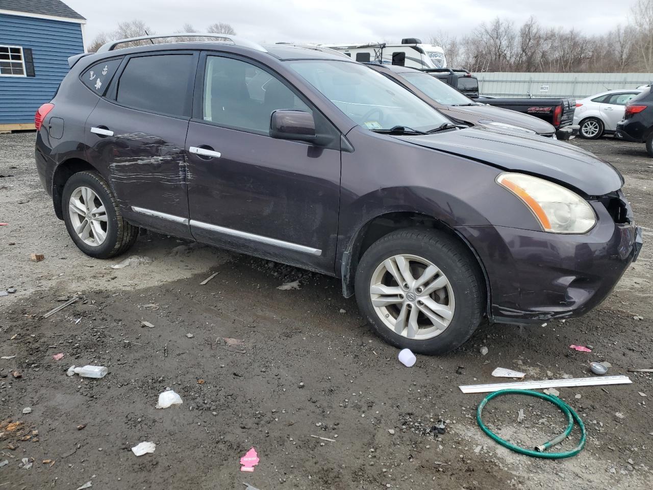 2013 NISSAN ROGUE S - Image 4