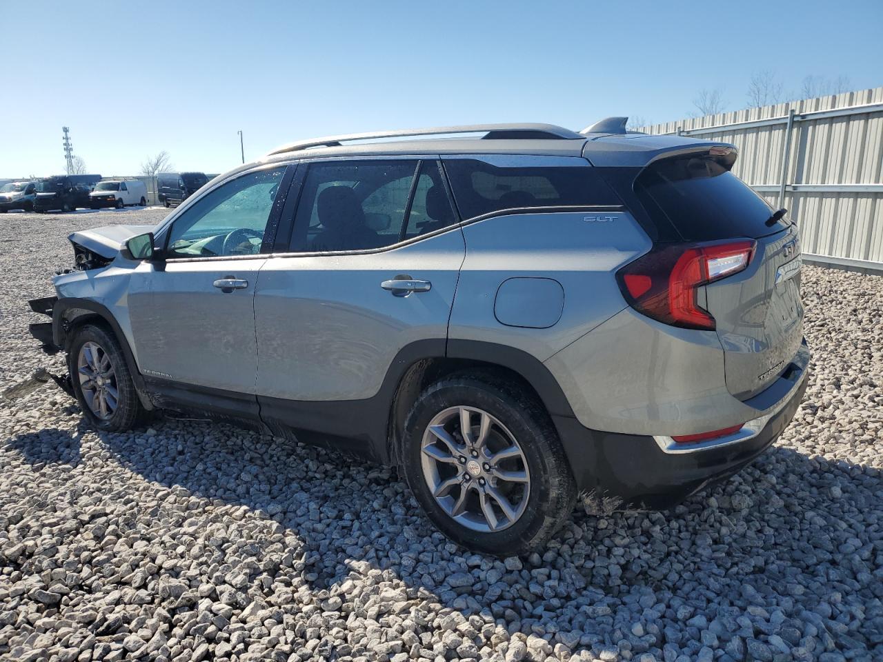 2023 GMC TERRAIN SL - Фото 2