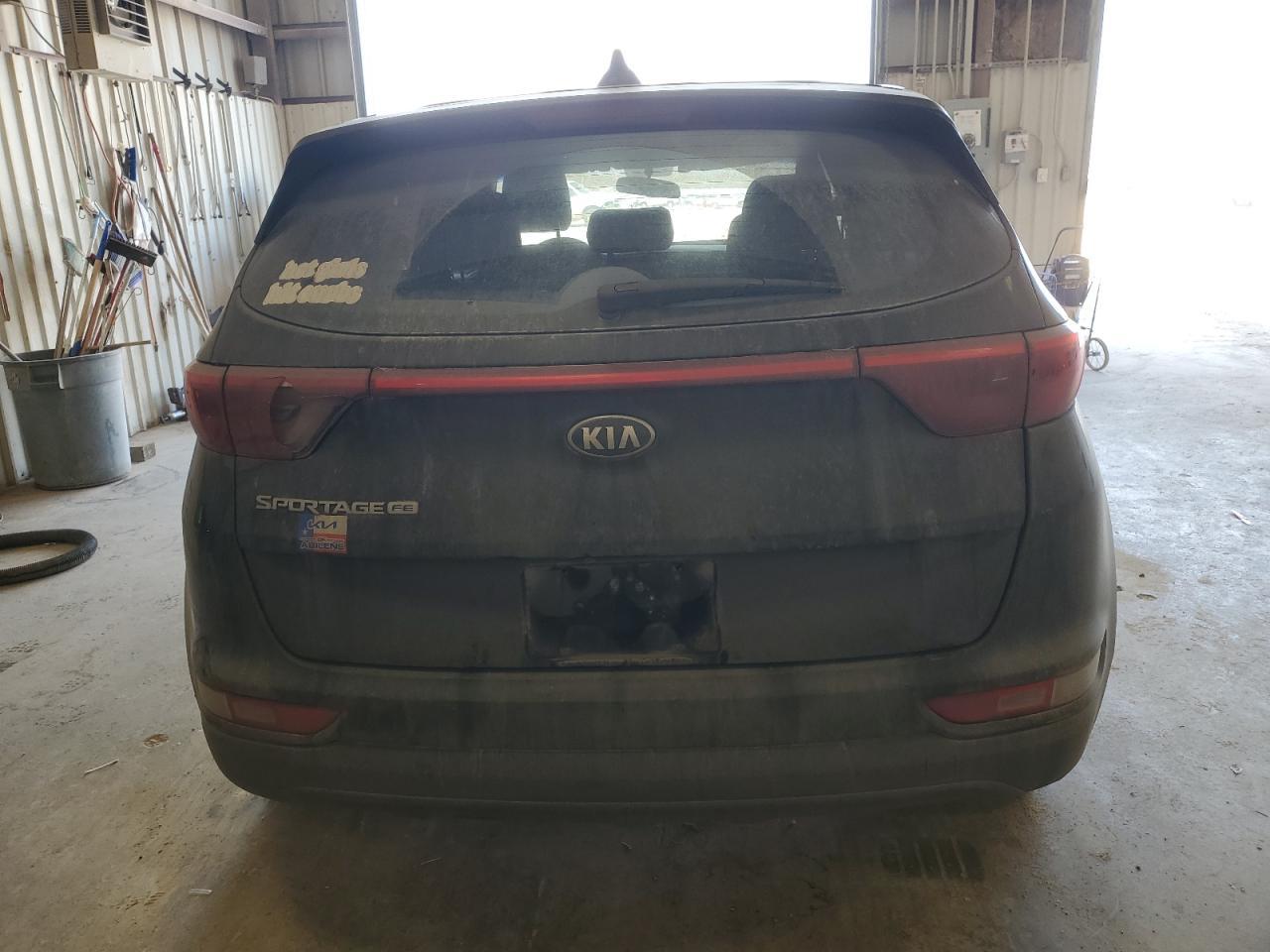 2017 KIA SPORTAGE L - Image 6