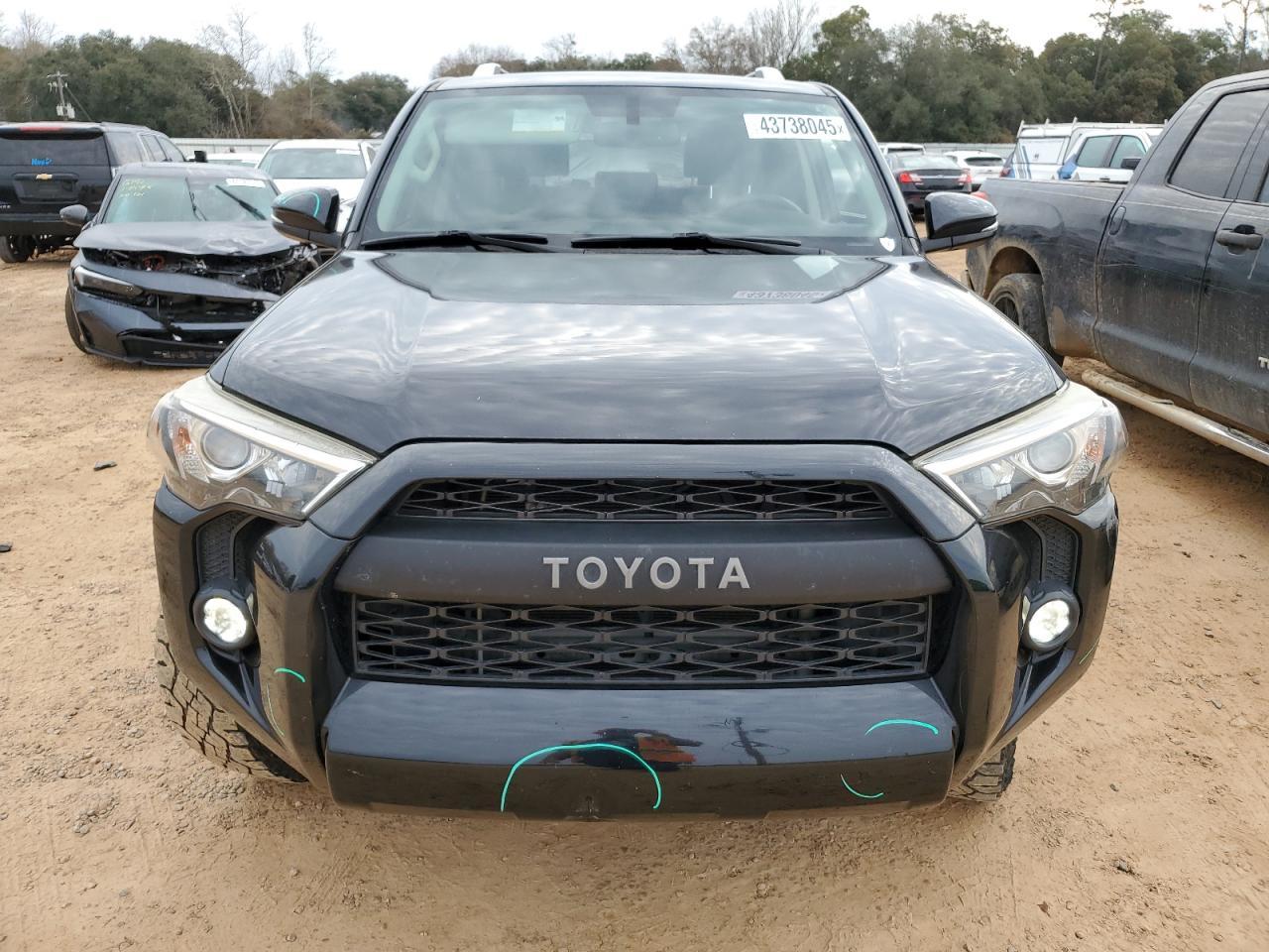 2018 TOYOTA 4RUNNER SR - Image 5