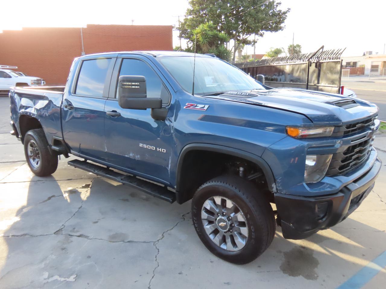 2024 CHEVROLET SILVERADO car image