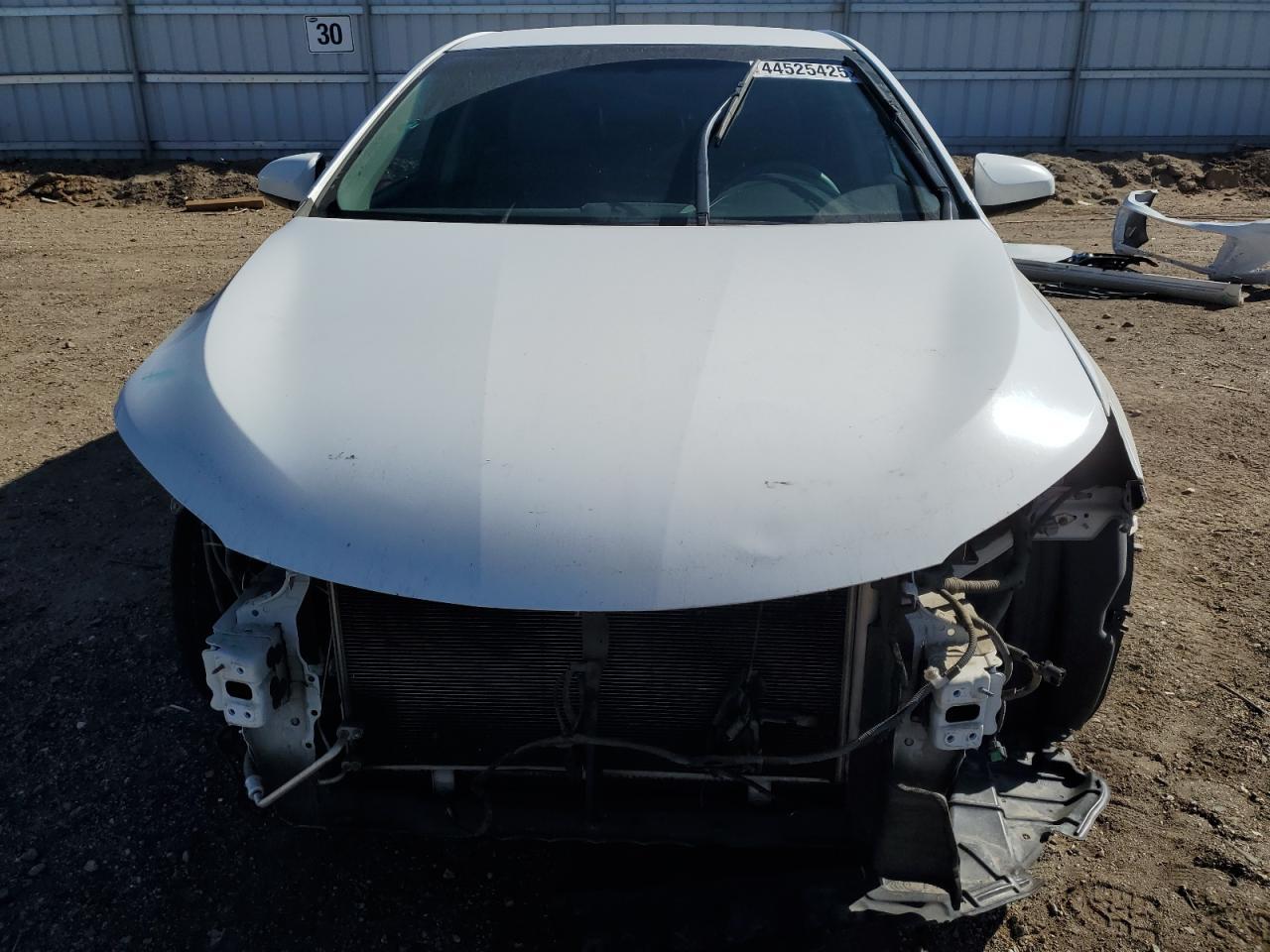 2016 TOYOTA CAMRY LE - Фото 5