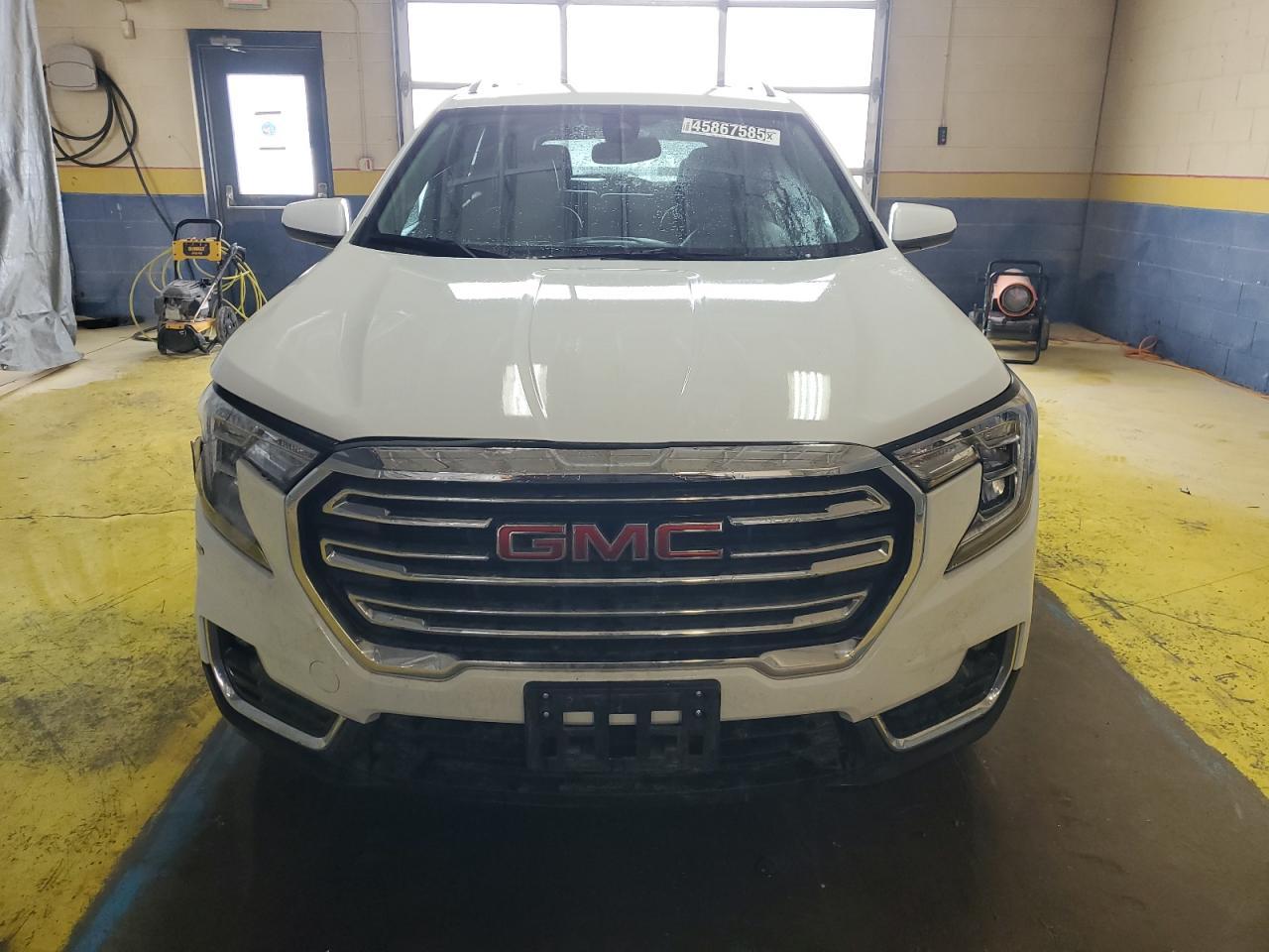 2023 GMC TERRAIN SL - Фото 5