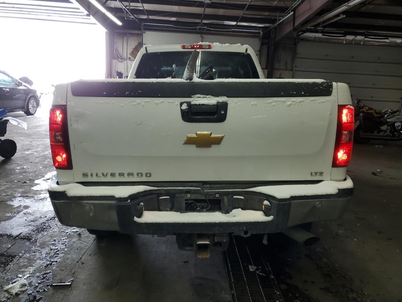2013 CHEVROLET SILVERADO - Фото 6