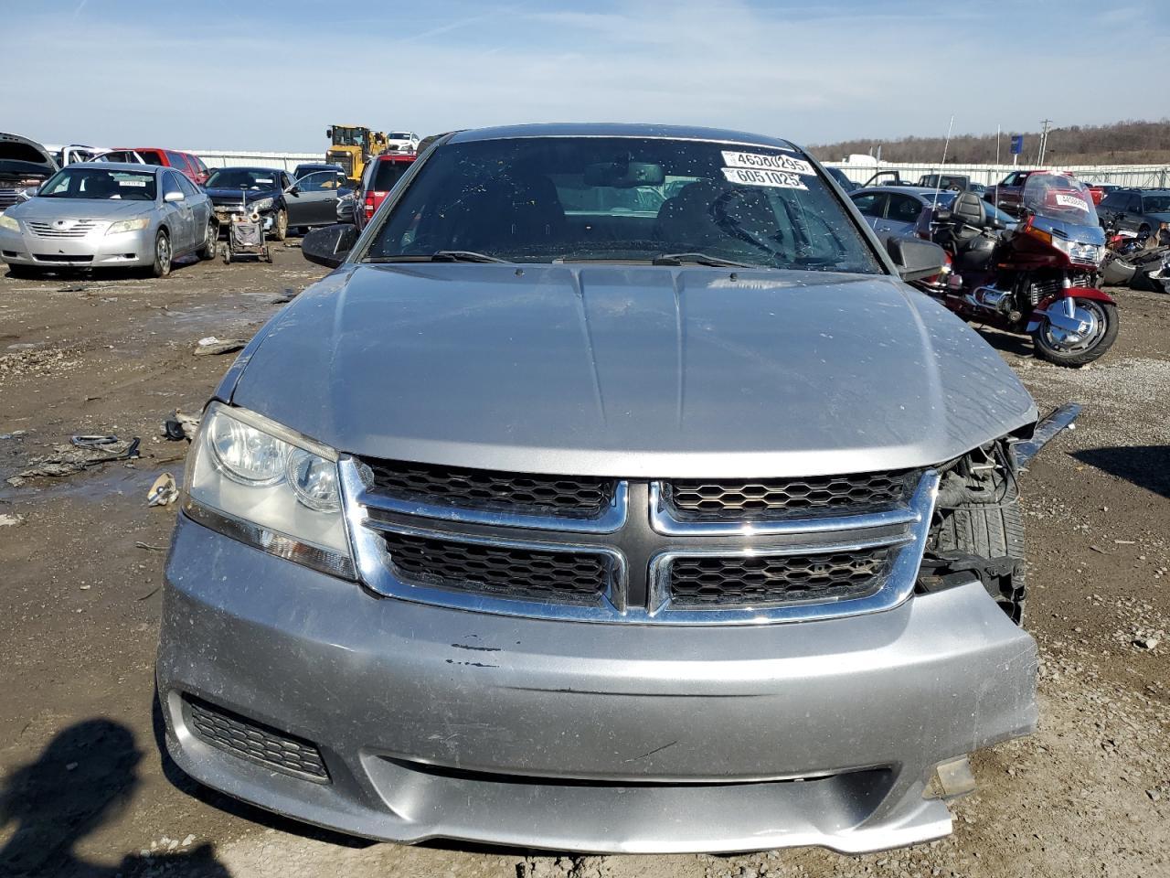 2014 DODGE AVENGER SE - Image 5