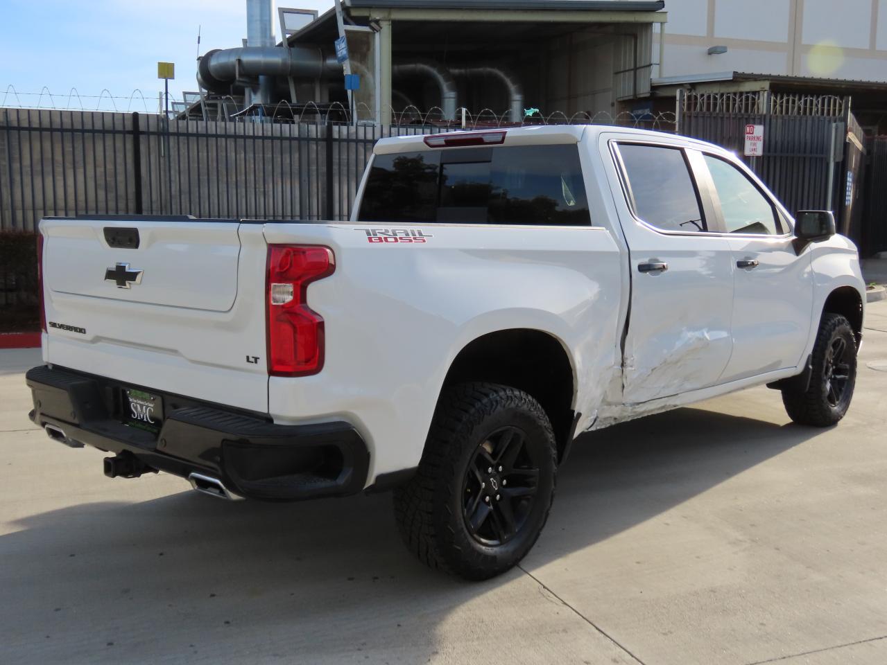 2024 CHEVROLET SILVERADO - Image 3