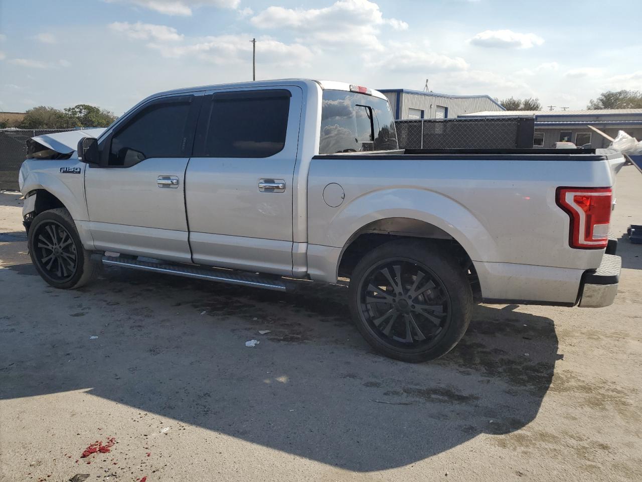 2017 FORD F150 SUPER - Image 2