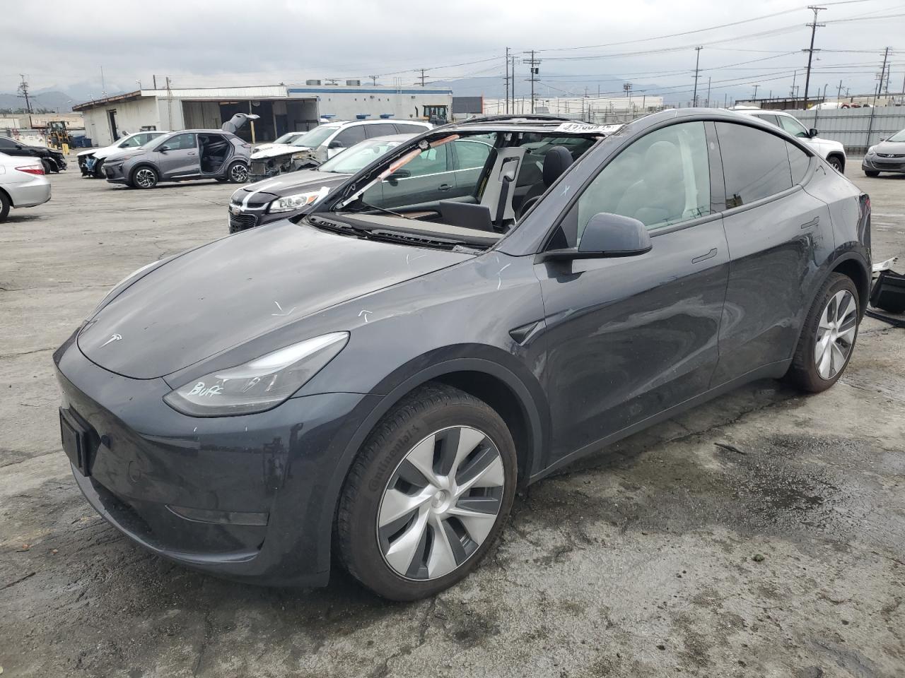 2024 TESLA MODEL Y