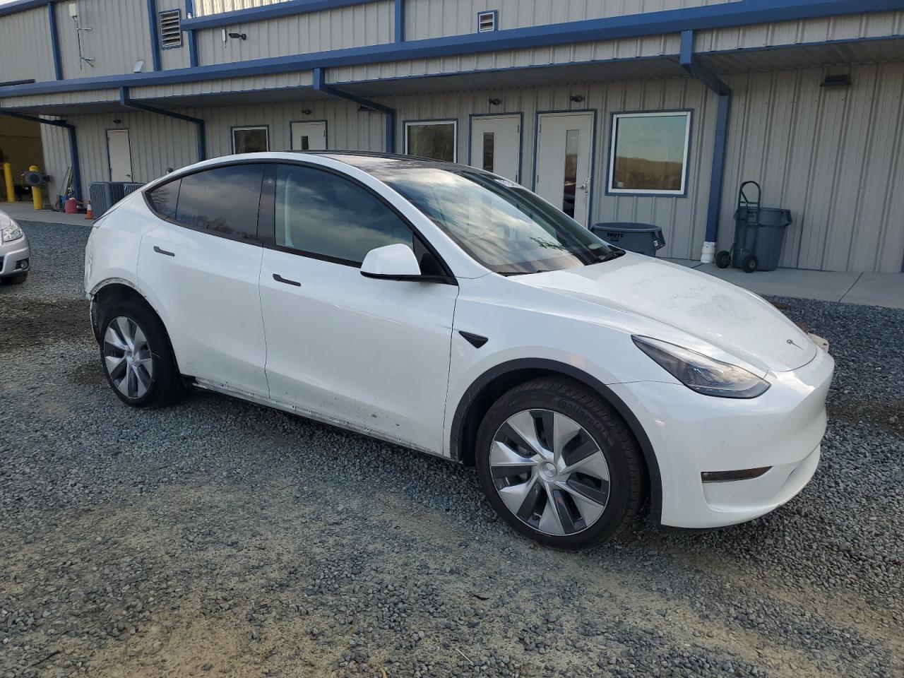 2023 TESLA MODEL Y - Image 4