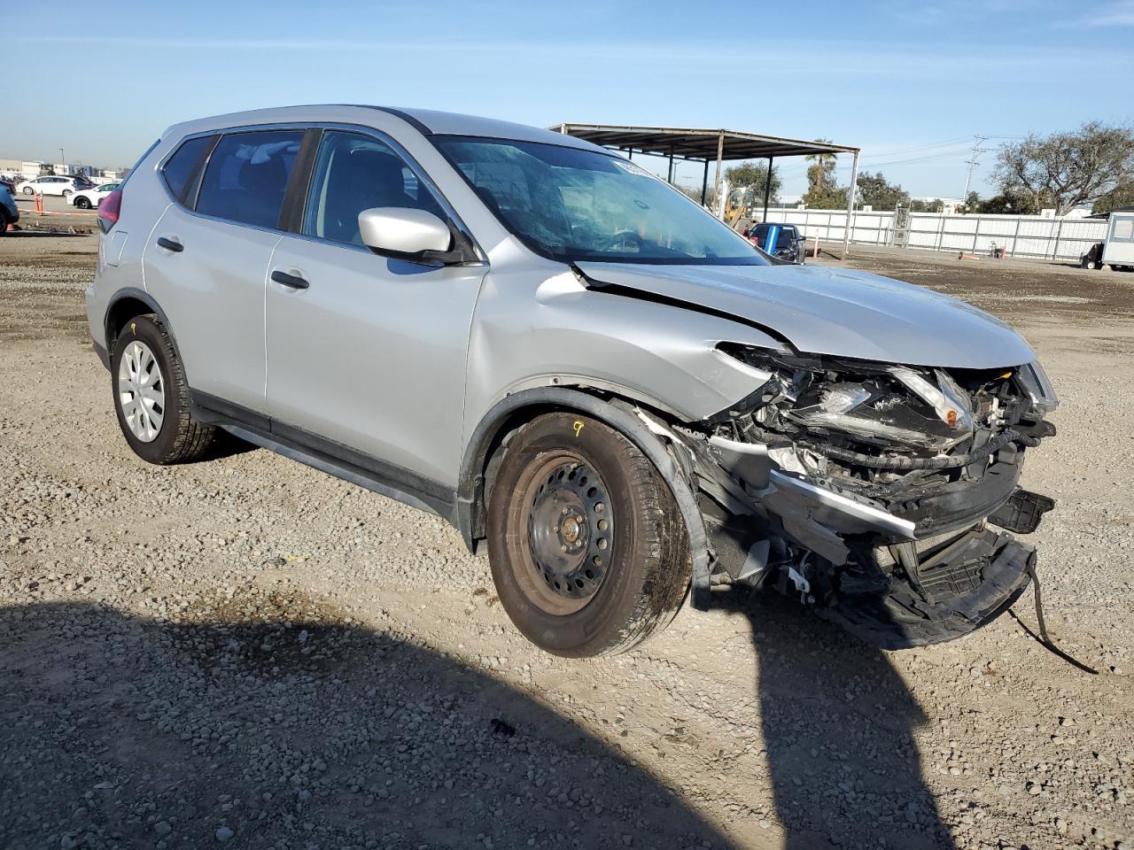 2017 NISSAN ROGUE S - Image 4