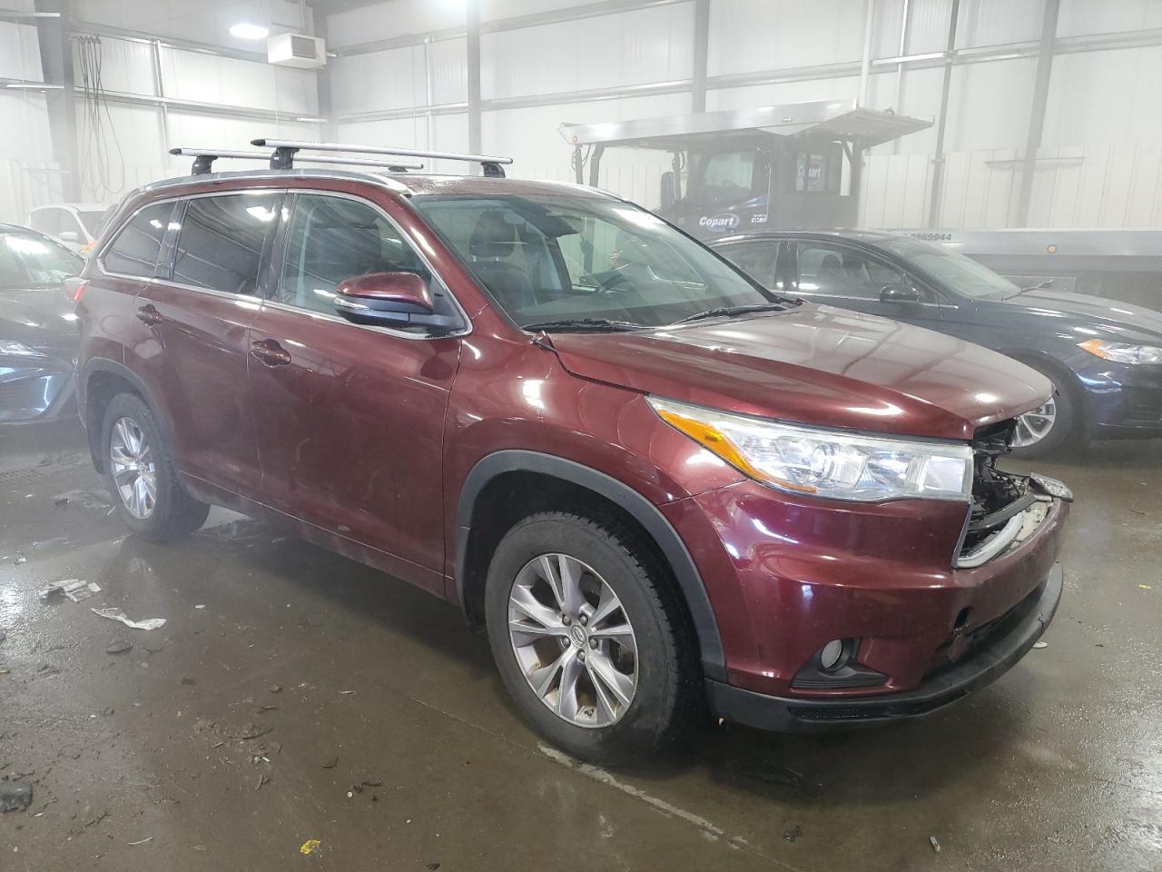 2015 TOYOTA HIGHLANDER - Фото 4