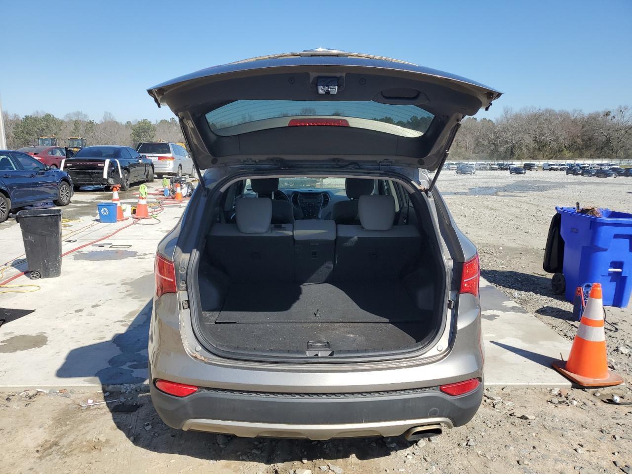 2013 HYUNDAI SANTA FE S - Image 6