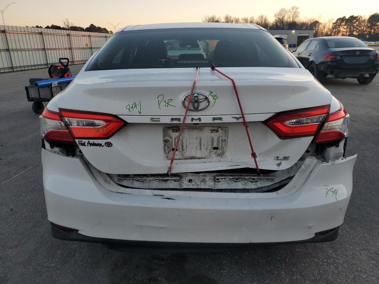 2018 TOYOTA CAMRY L - Image 6