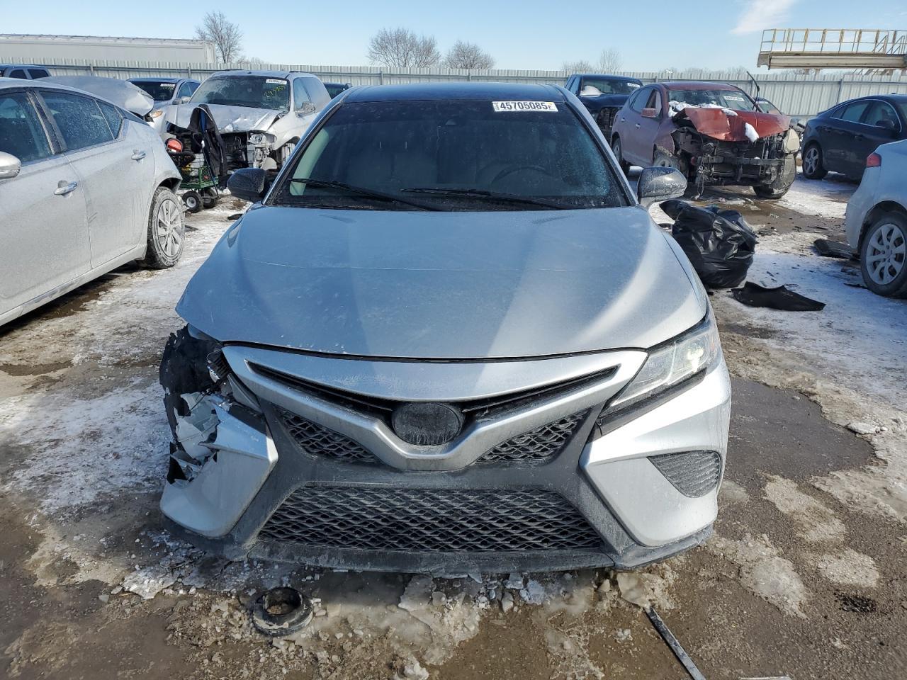 2018 TOYOTA CAMRY L - Фото 5