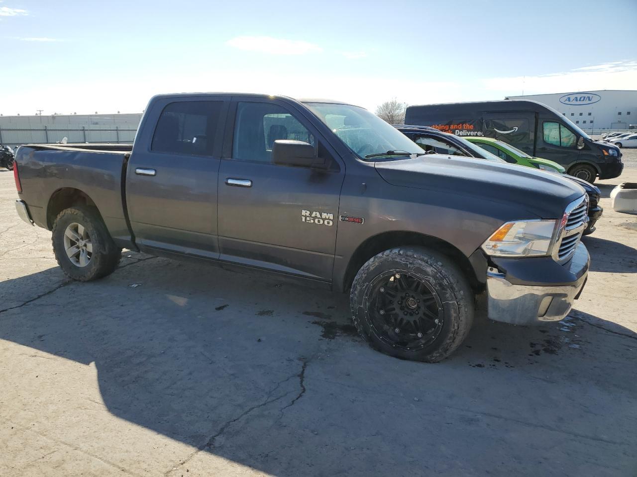 2015 RAM 1500 SLT - Image 4