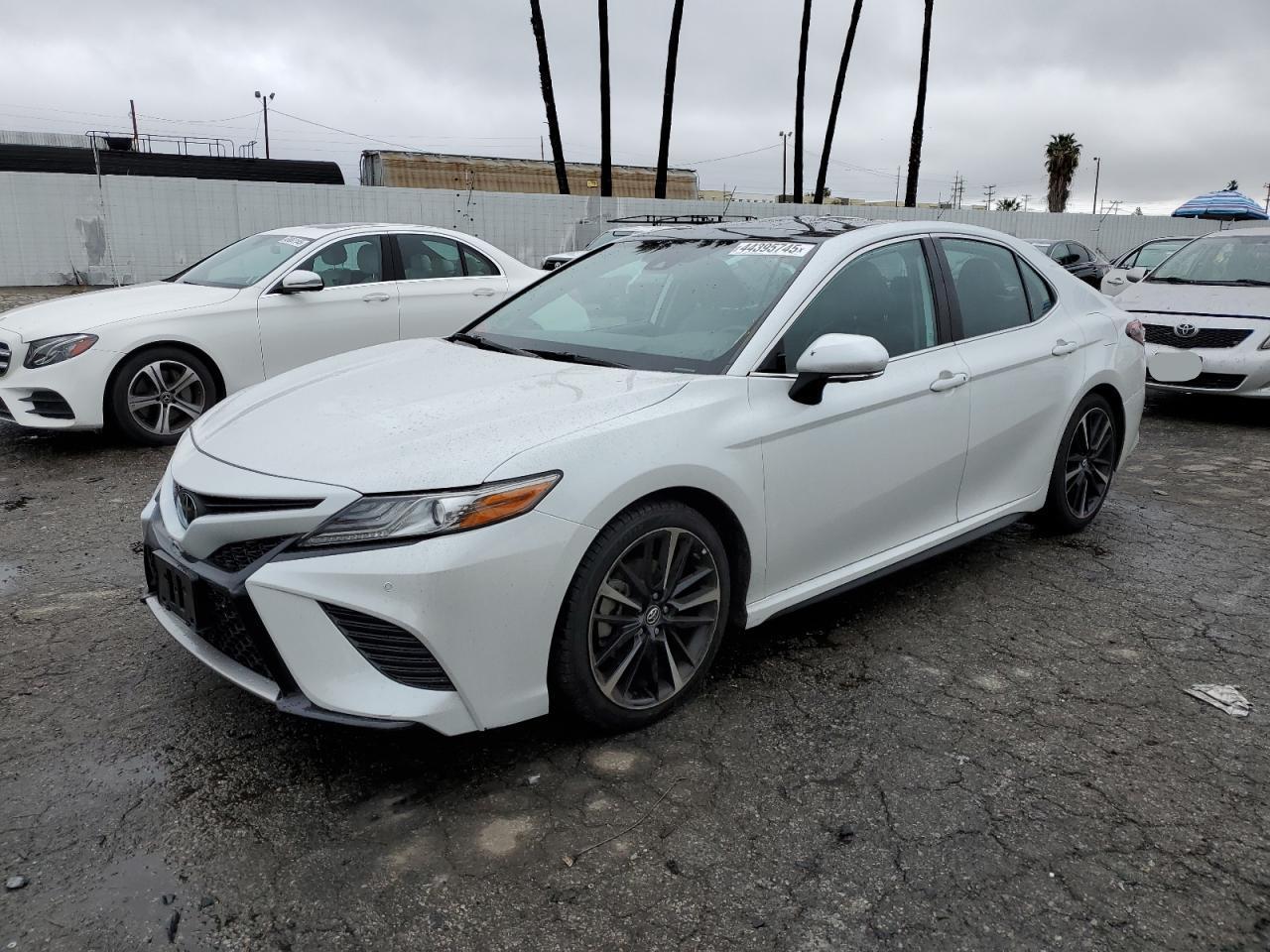 2019 TOYOTA CAMRY XSE