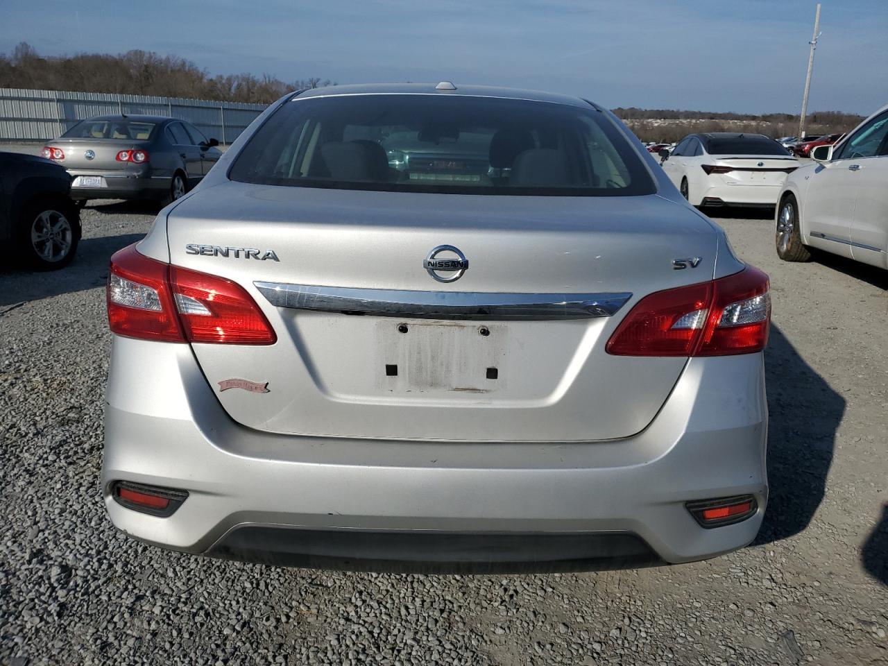 2017 NISSAN SENTRA S - Фото 6
