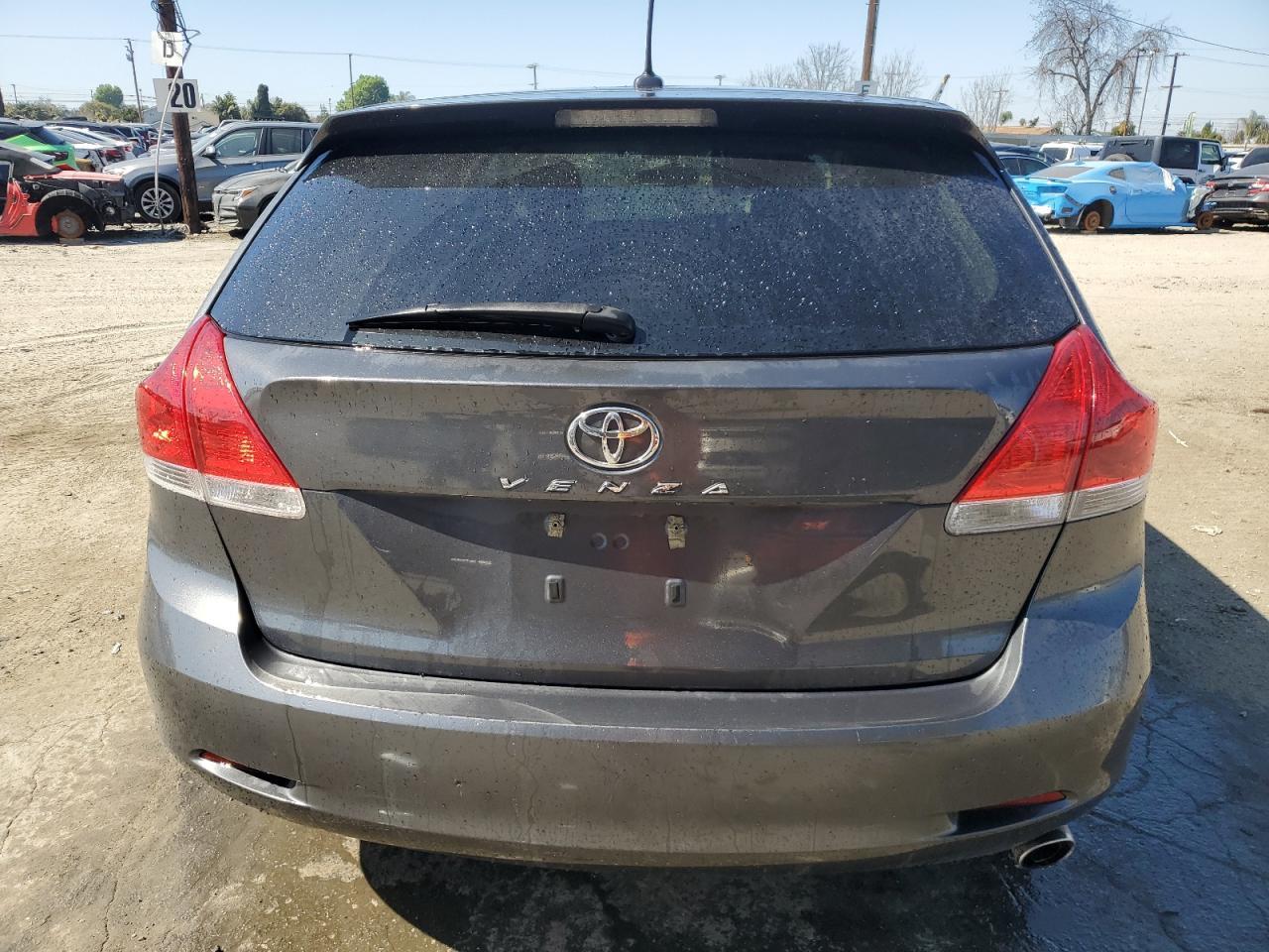 2011 TOYOTA VENZA - Фото 6