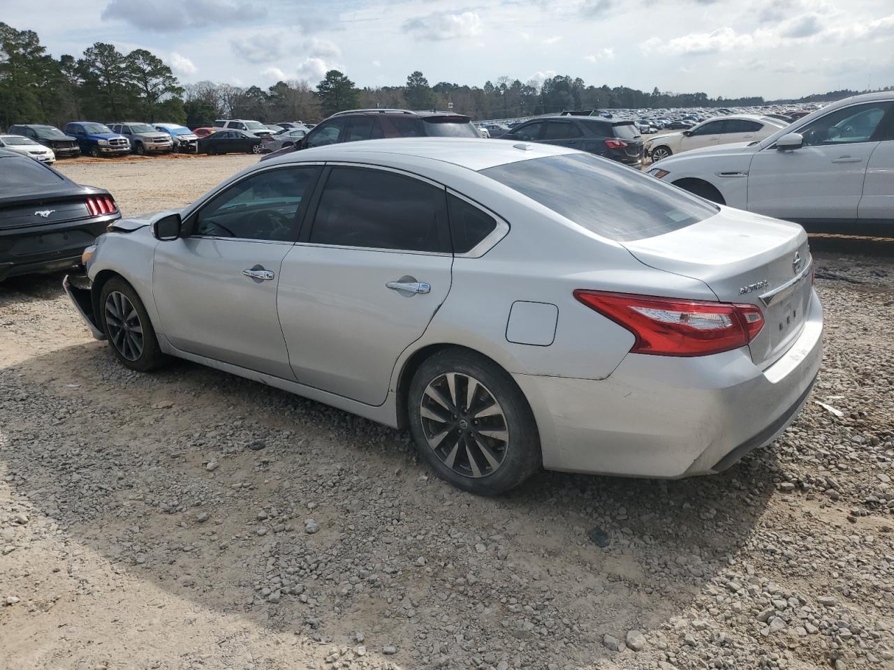 2017 NISSAN ALTIMA 2.5 - Image 2