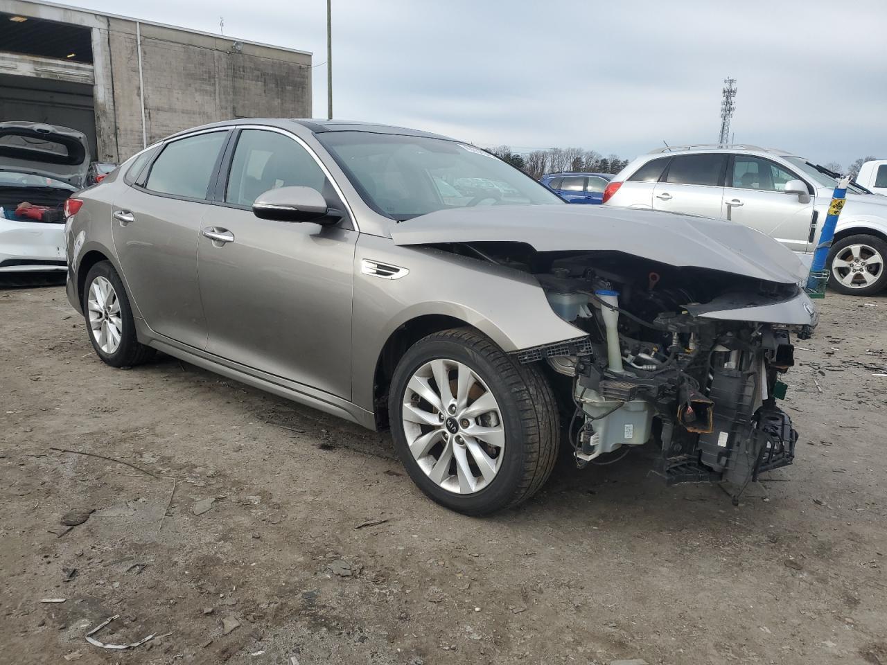 2016 KIA OPTIMA - Image 4