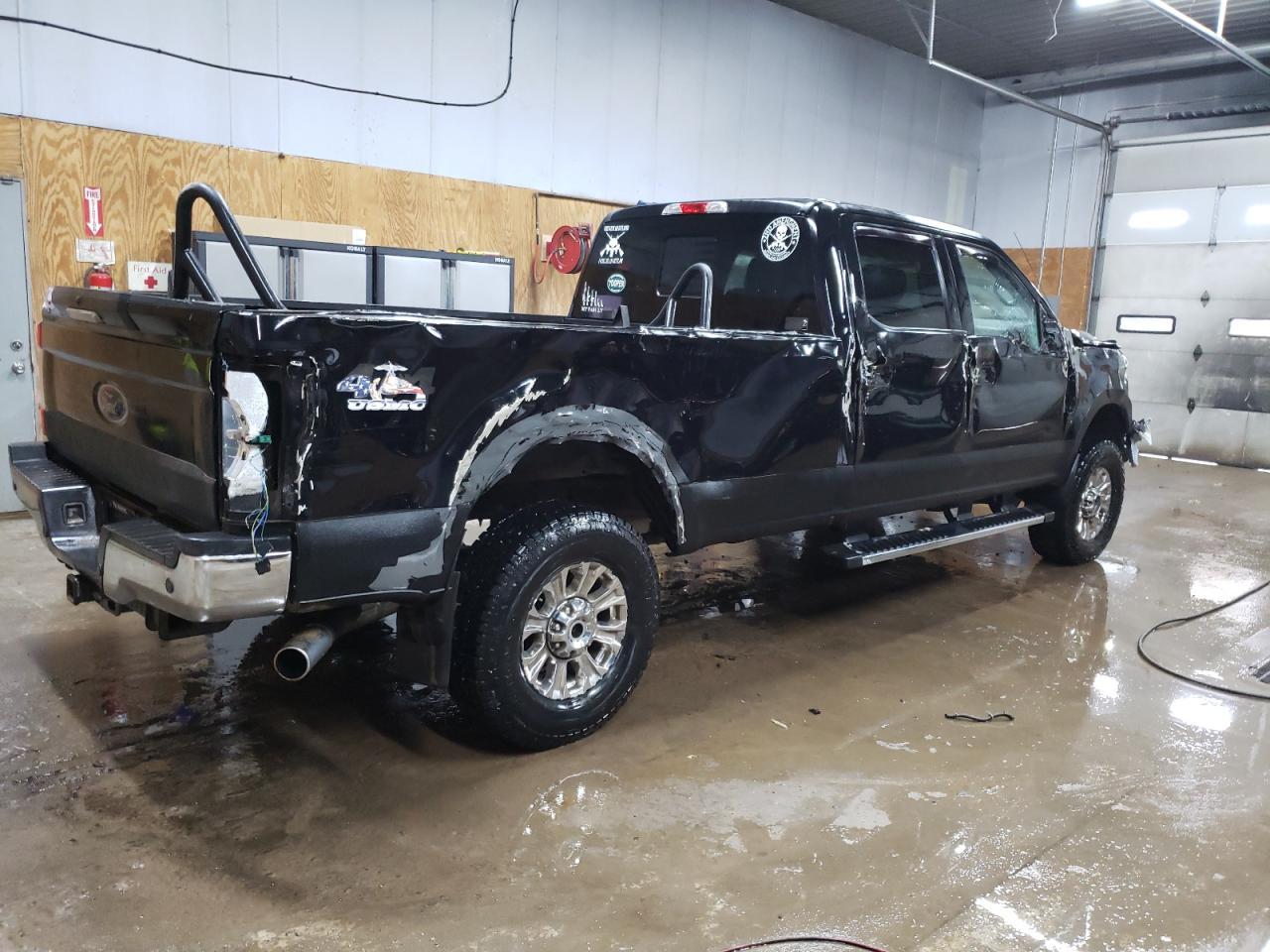 2017 FORD F250 SUPER - Image 3