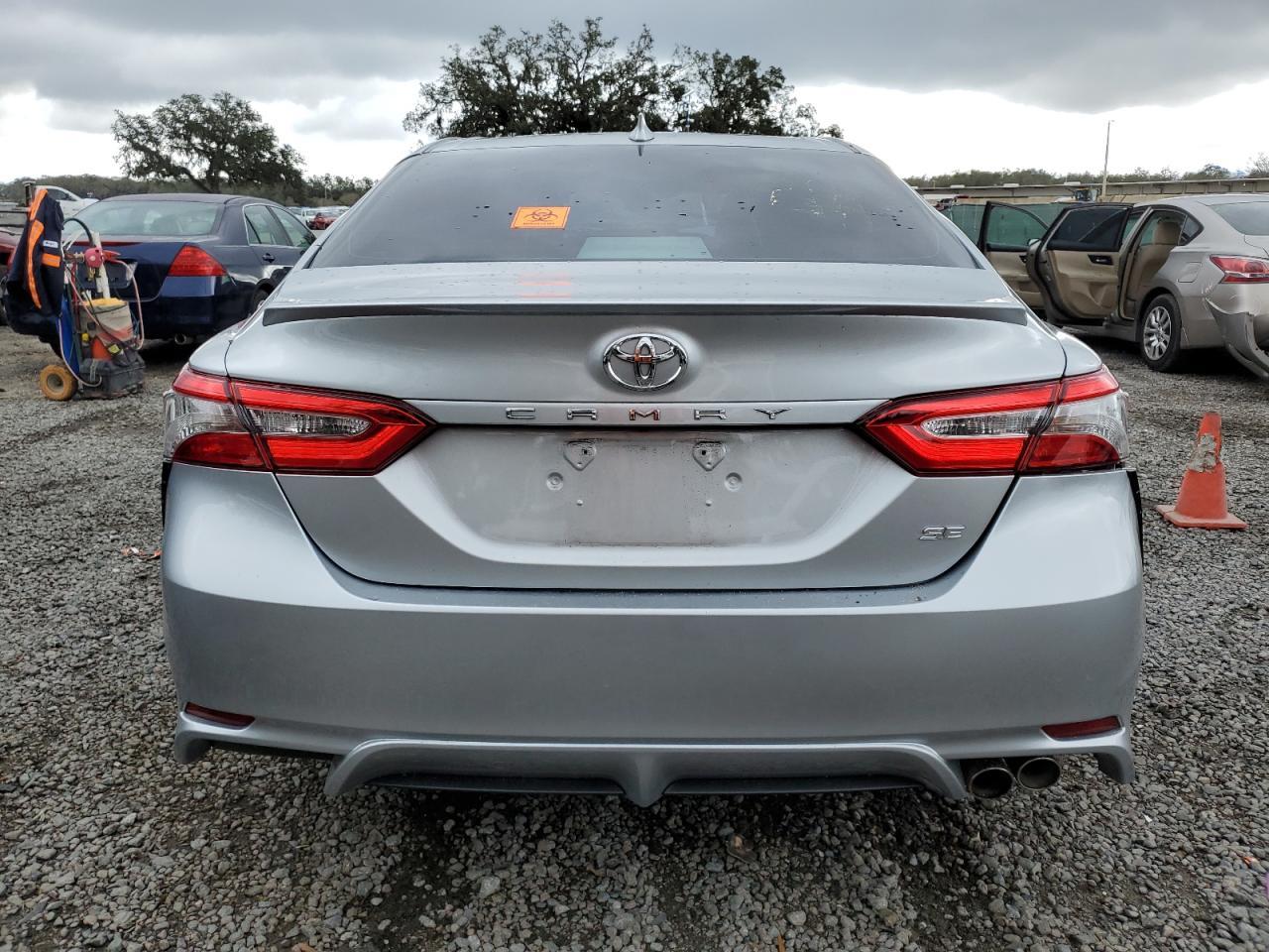 2019 TOYOTA CAMRY L - Фото 6